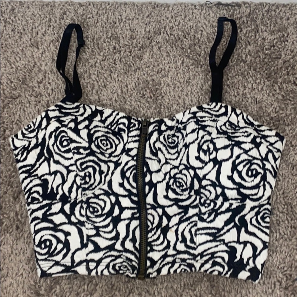 Crop top